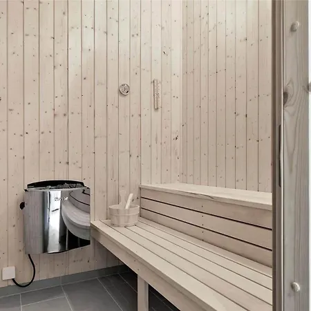 2647-nexo-pilegardsvejen-6 * Neksø