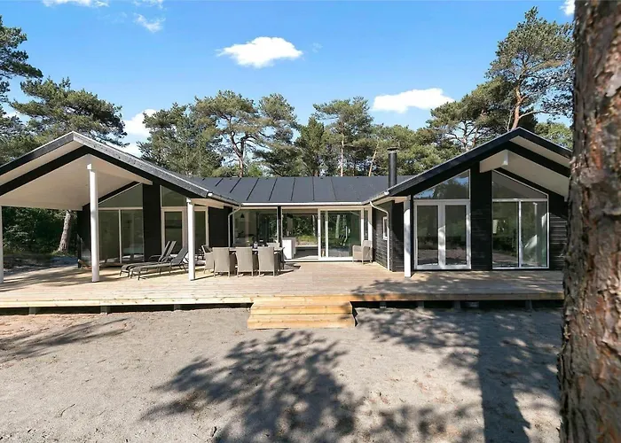 2647-nexo-pilegardsvejen-6 * Нексё